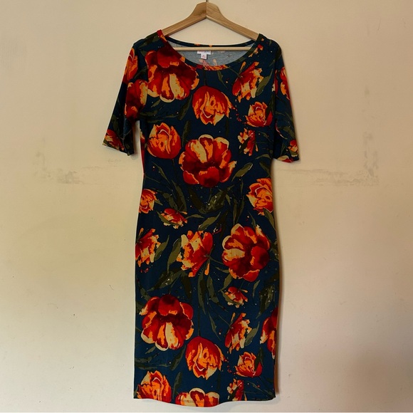 LuLaRoe Julie Dress - Picture 2 of 8